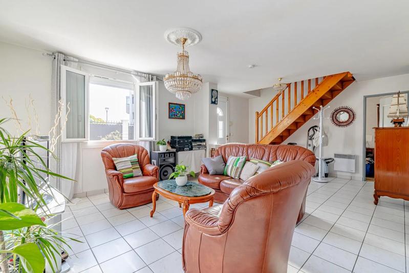 Maison - 125 m² - 7 pièces