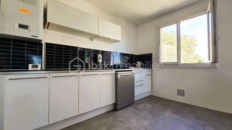 Appartement - 111 m² - 6 pièces