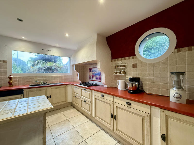 Maison contemporaine - 146 m² - 7 pièces