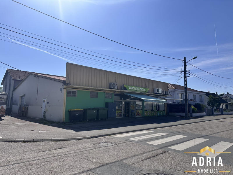 Fonds de commerce - 240 m²