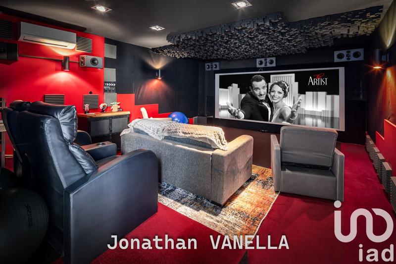 Maison de maîtres - 260 m² - 8 pièces