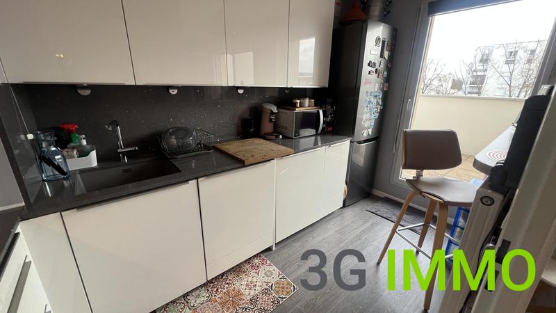 Duplex - 93 m² - 5 pièces