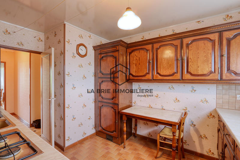 Appartement - 80 m² - 4 pièces