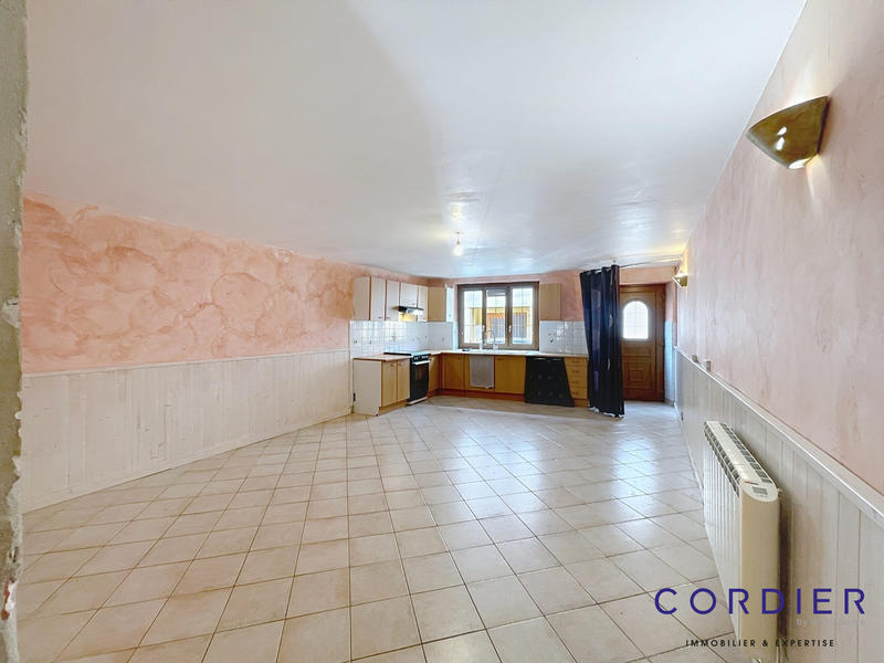 Maison - 105 m² - 4 pièces