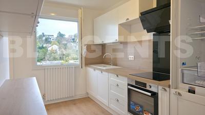 Appartement - 93 m² - 4 pièces