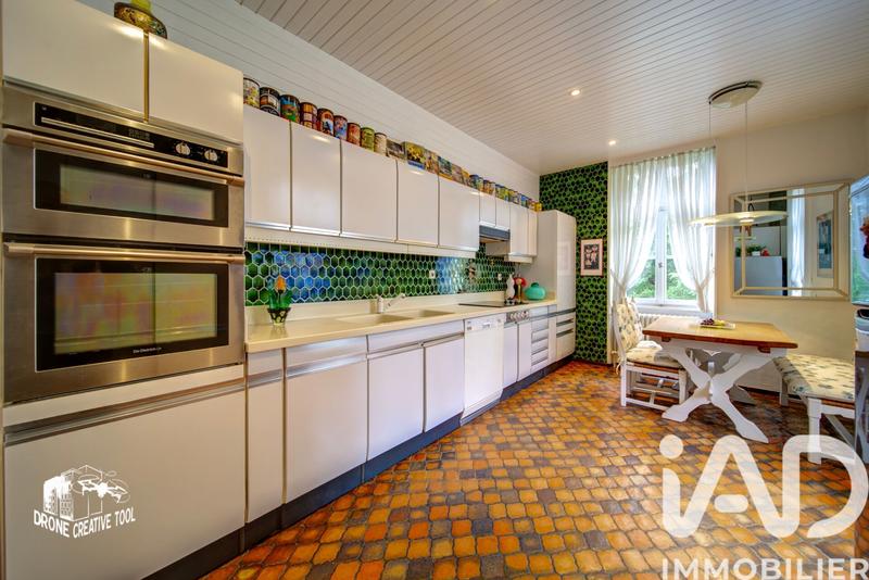 Maison - 464 m² - 12 pièces