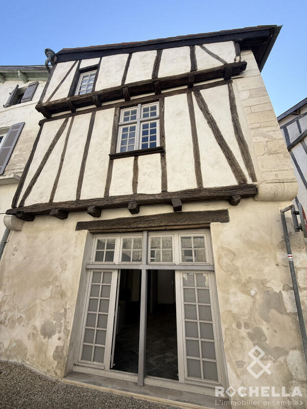 Maison ancienne - 72 m² - 3 pièces