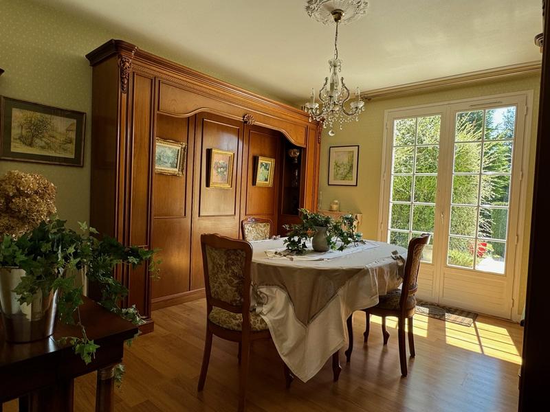 Maison - 175 m² - 6 pièces