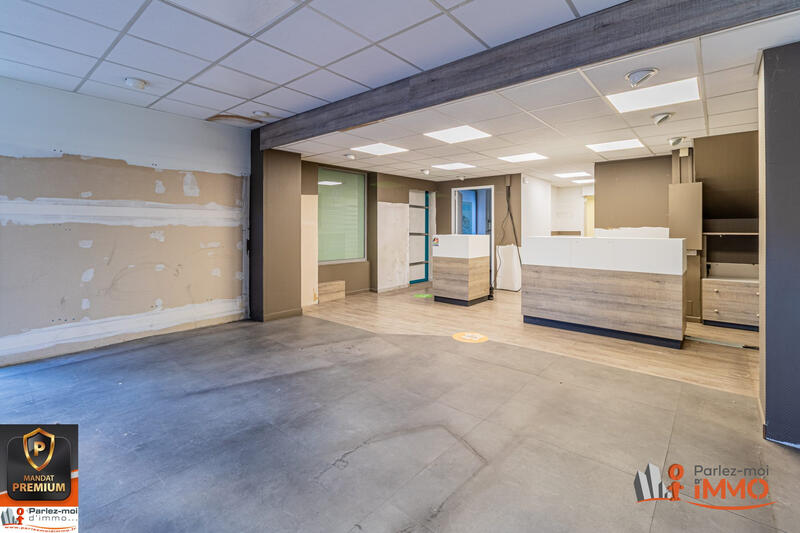 Local commercial - 107 m²