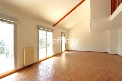 Appartement - 174 m² - 6 pièces