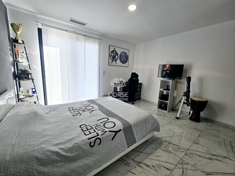 Villa - 136 m² - 5 pièces