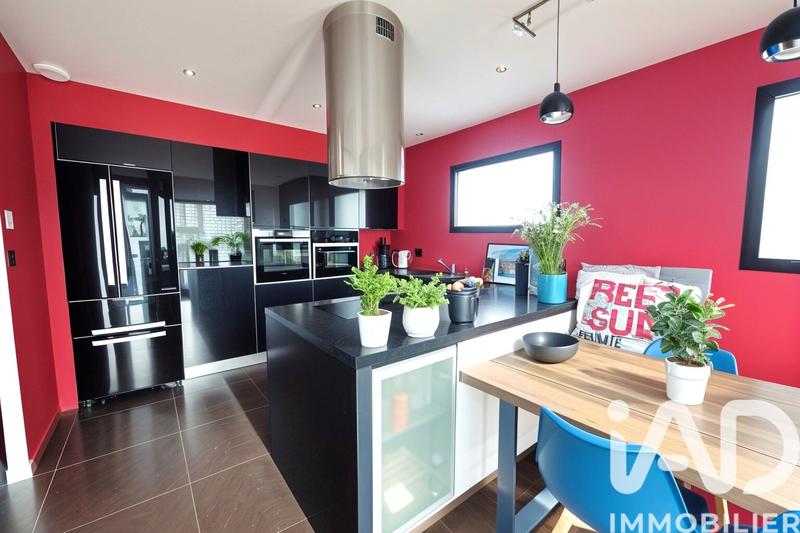 Appartement - 111 m² - 3 pièces