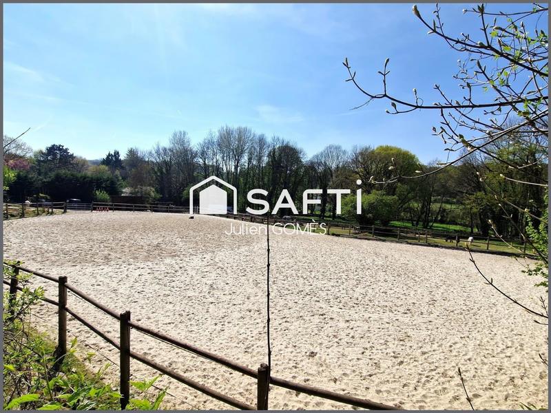 Maison - 298 m² - 12 pièces