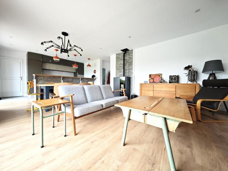 Maison - 169 m² - 6 pièces