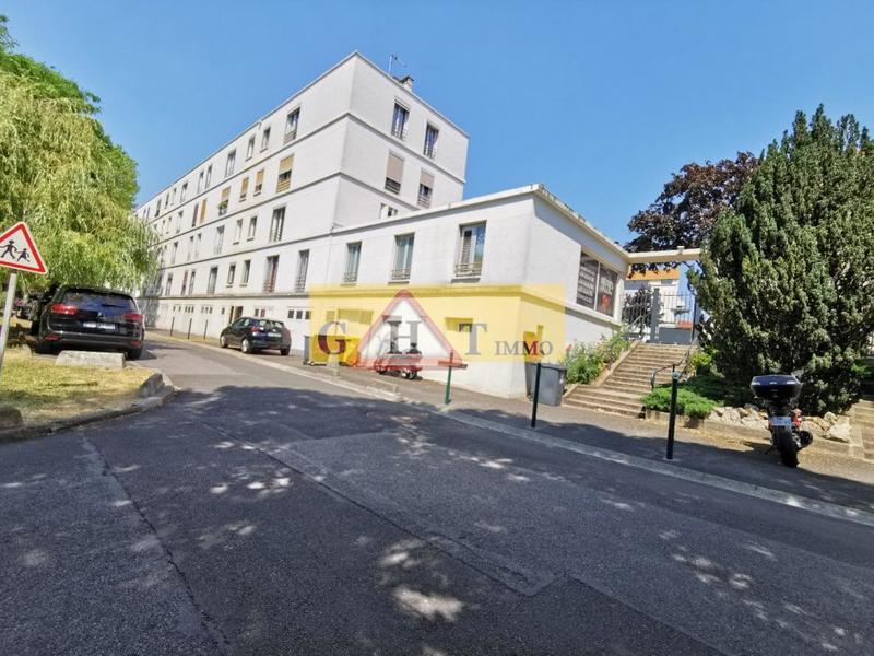 Appartement - 64 m² - 4 pièces