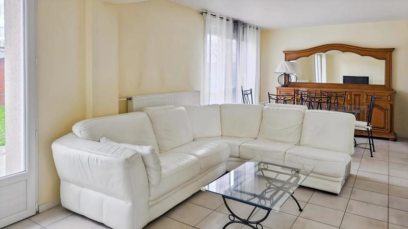 Maison - 97 m² - 5 pièces