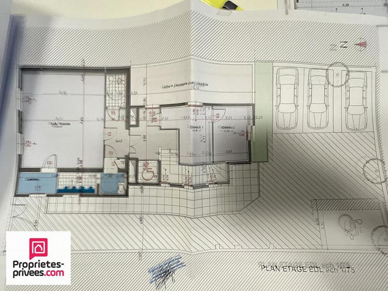 Maison - 300 m² - 9 pièces