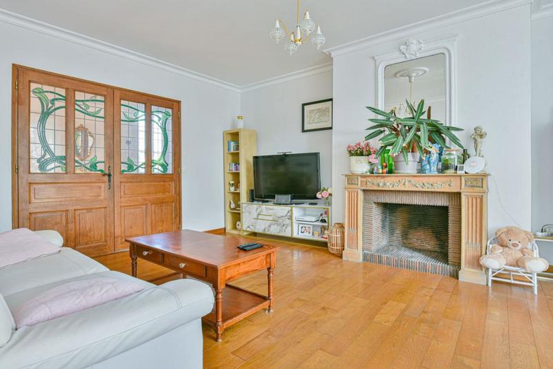 Appartement - 135 m² - 6 pièces