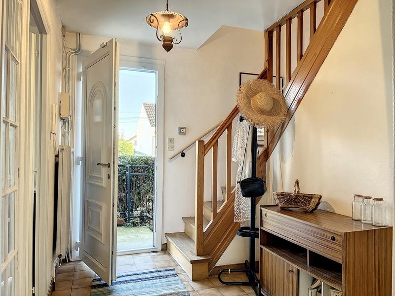 Maison - 106 m² - 6 pièces