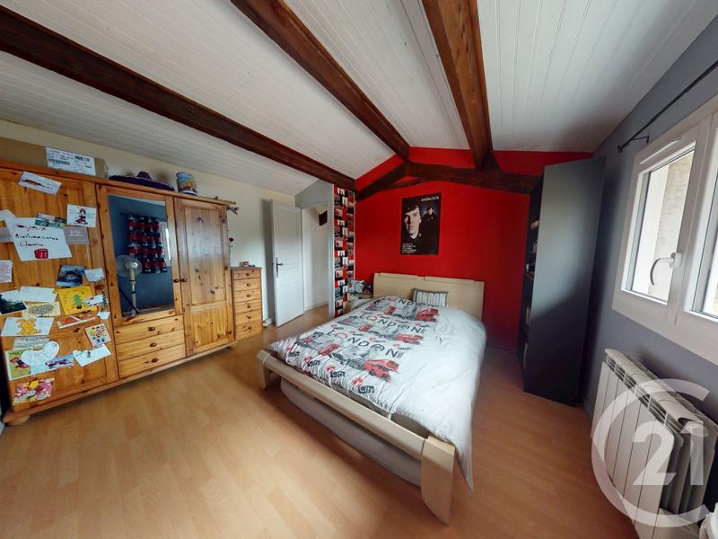 Maison - 179 m² - 7 pièces