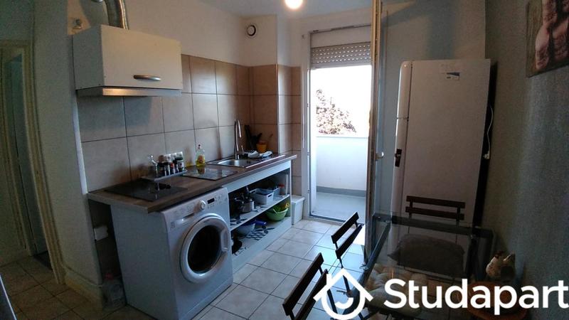 Chambre - 14 m² - 1 pièce