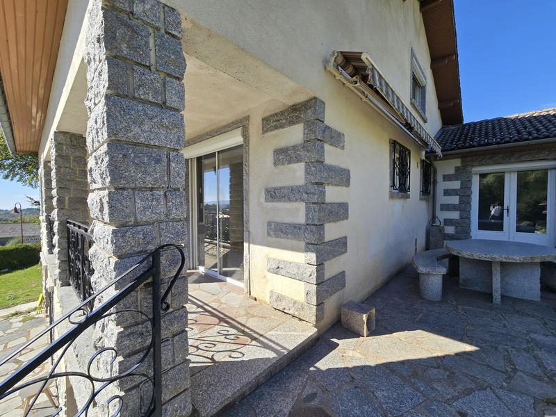 Maison - 165 m² - 7 pièces
