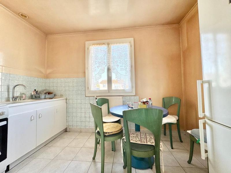 Maison - 84 m² - 4 pièces