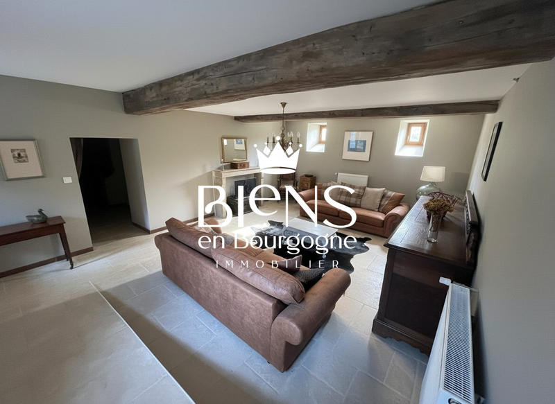 Maison ancienne - 225 m² - 8 pièces