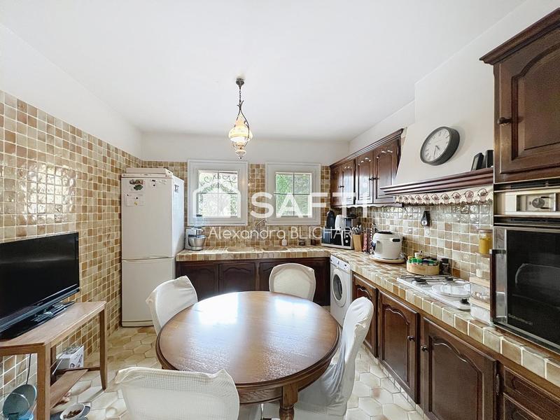 Maison - 171 m² - 6 pièces