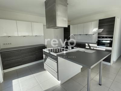 Maison contemporaine - 117 m² - 5 pièces