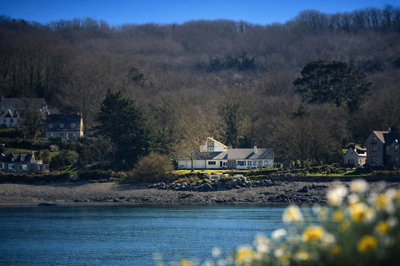 Maison - 334 m² - 8 pièces