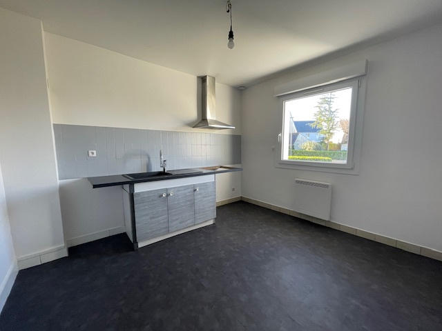 Maison - 96 m² - 4 pièces