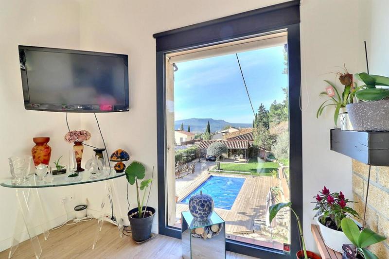 Maison - 152 m² - 6 pièces