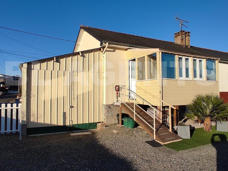 Maison traditionnelle - 63 m² - 5 pièces