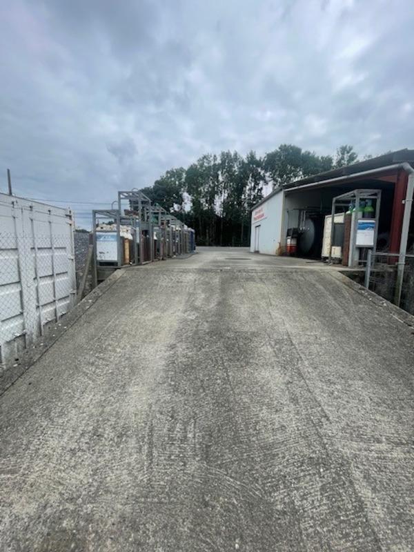 Local commercial - 255 m² - 5 pièces