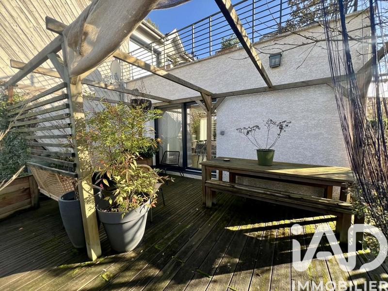 Maison - 152 m² - 6 pièces