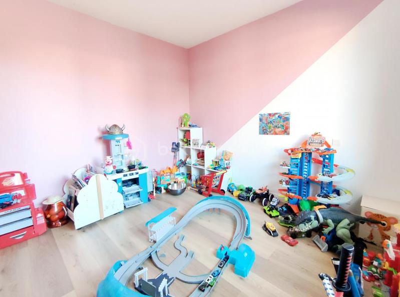 Pavillon - 111 m² - 5 pièces