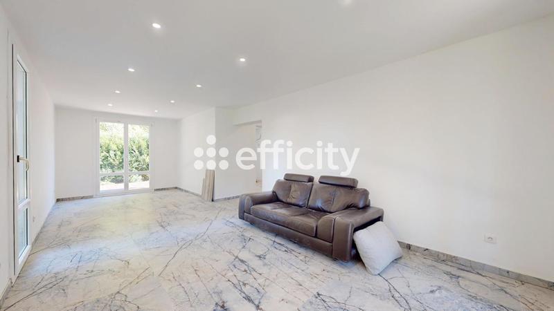 Pavillon - 120 m² - 6 pièces