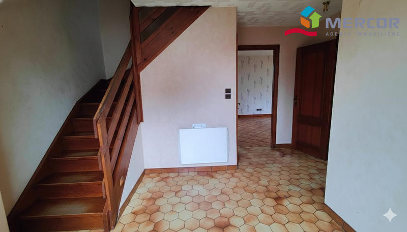 Maison - 92 m² - 4 pièces