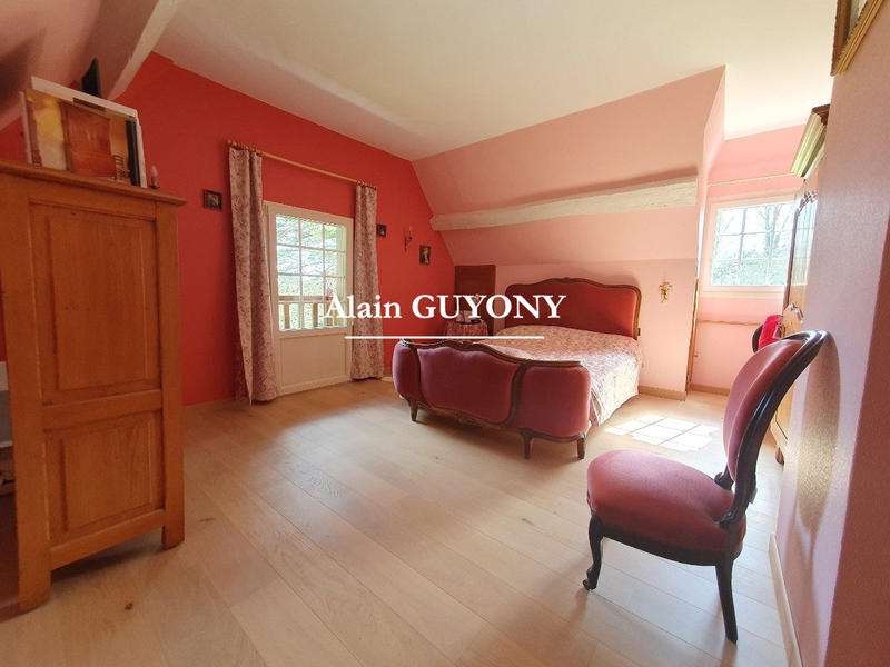 Maison ancienne - 138 m² - 8 pièces