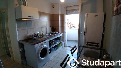 Chambre - 12 m² - 1 pièce