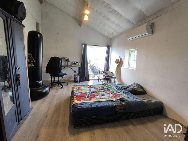 Maison - 204 m² - 7 pièces