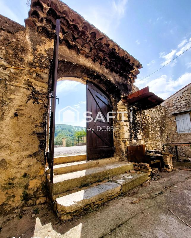 Maison - 123 m² - 8 pièces