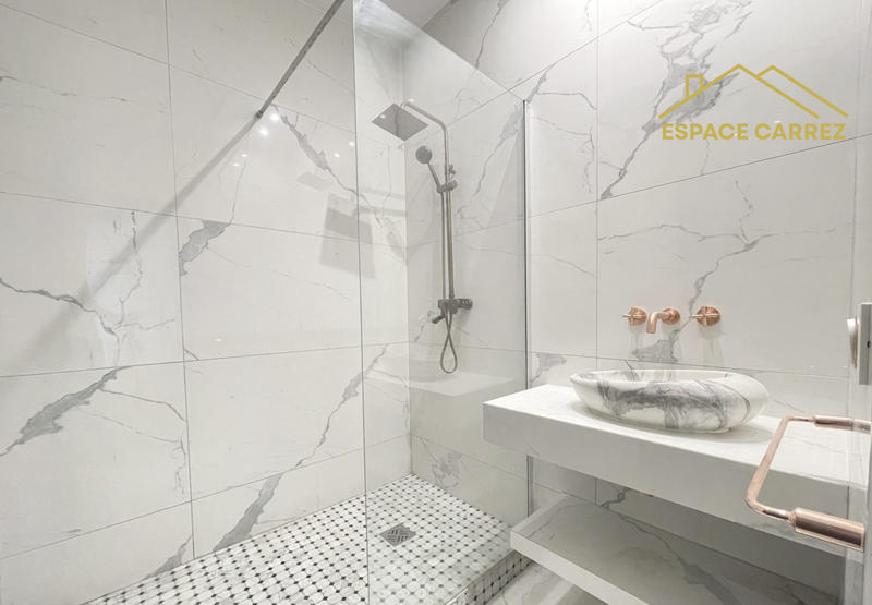 Appartement - 90 m² - 4 pièces