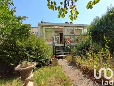 Maison - 102 m² - 5 pièces