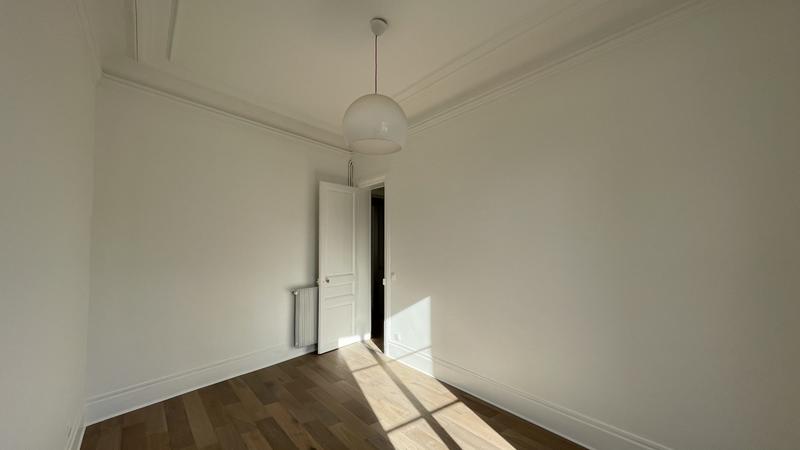 Appartement - 160 m² - 5 pièces