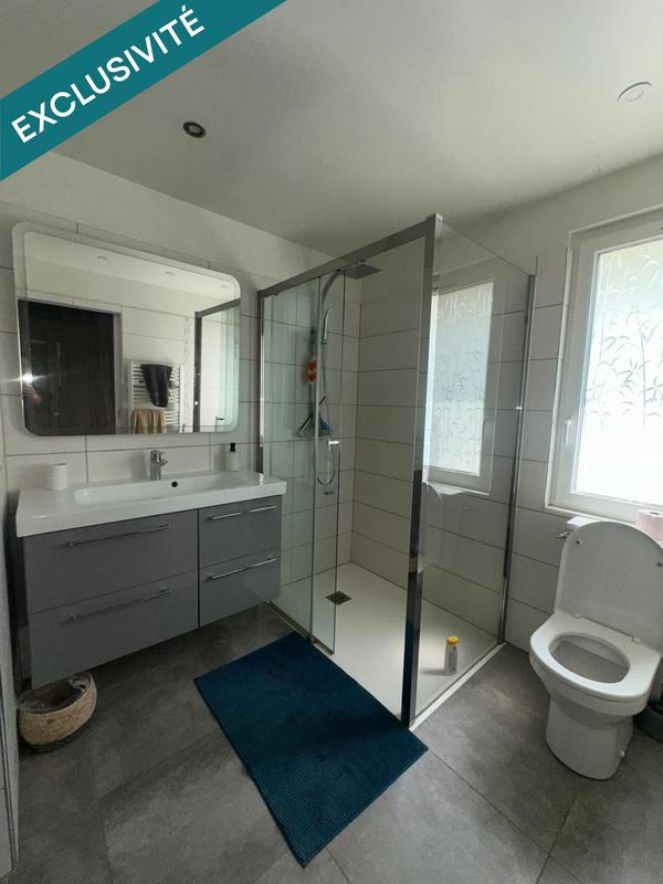 Maison - 210 m² - 7 pièces