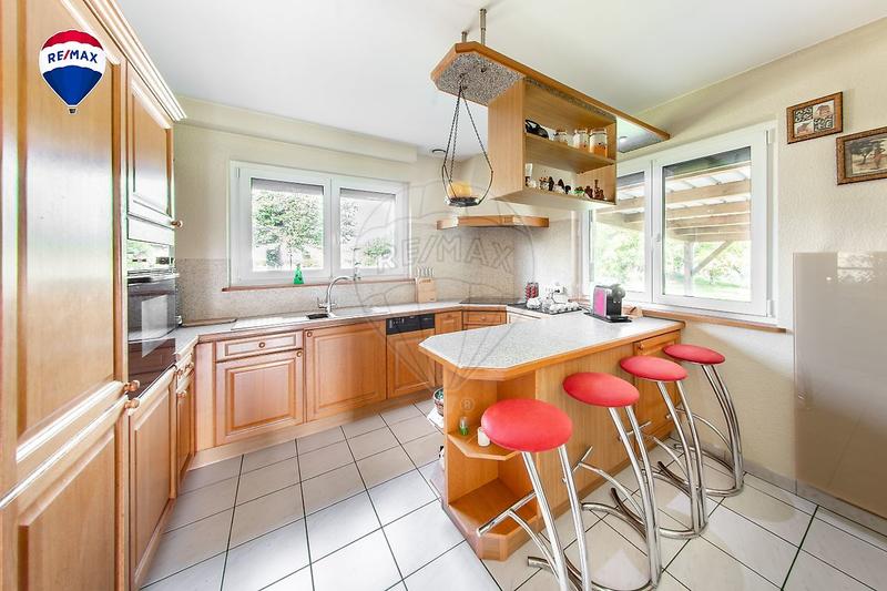 Maison - 143 m² - 6 pièces