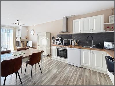 Maison - 85 m² - 5 pièces