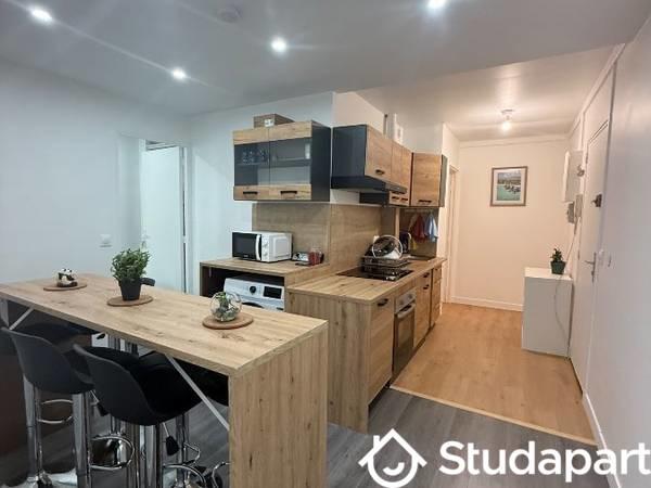 Chambre - 9 m² - 1 pièce